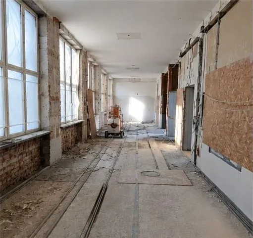 Vorbereitende Arbeiten im Rohbau vor dem Innenausbau